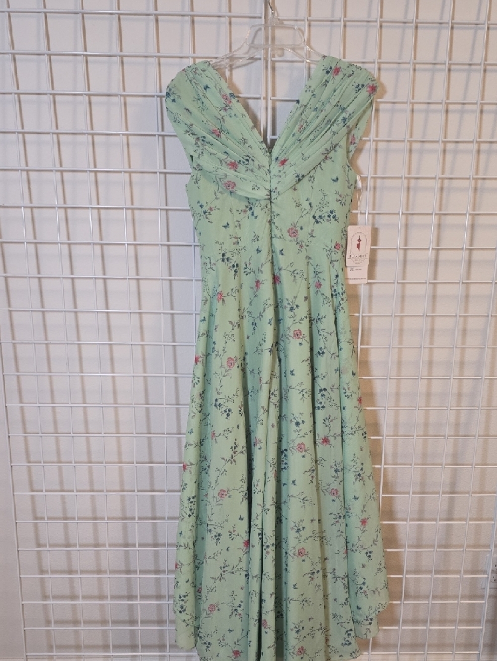 Formal Dress NWT Mint Green Floral High-Low Chiffon Dress Beaded Waist Size 8 - Picture 9 of 16
